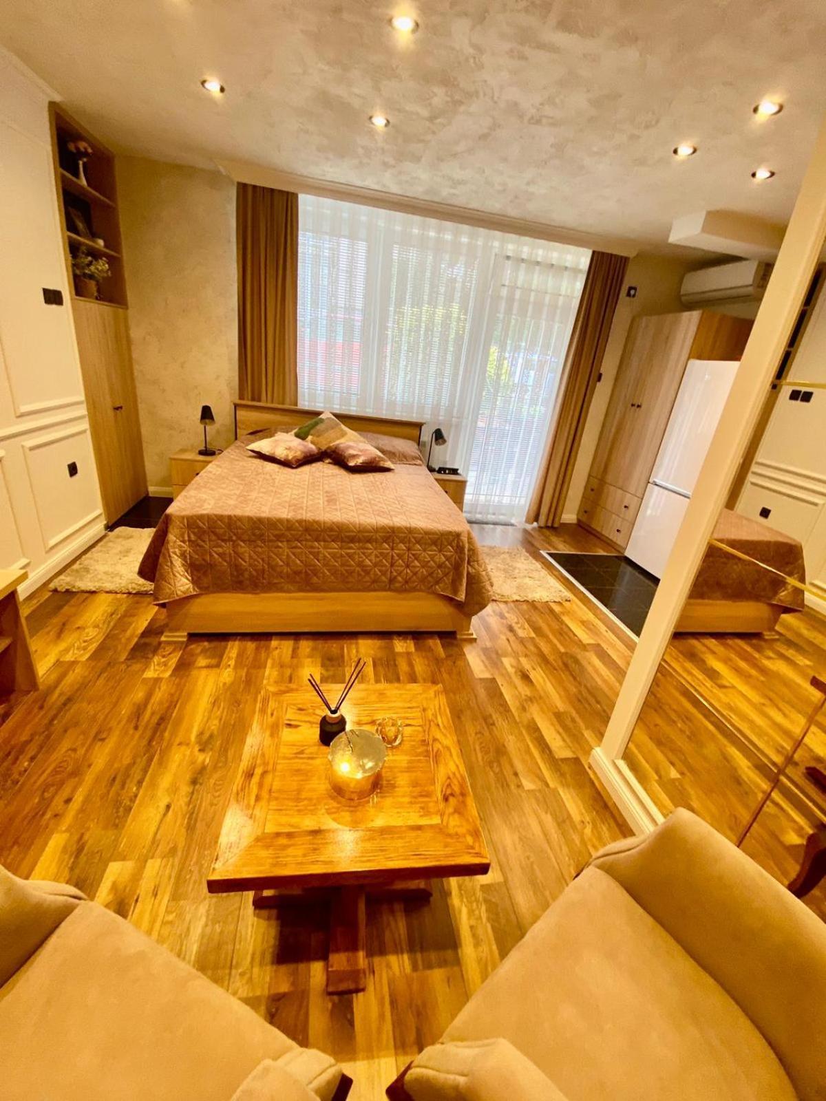 Santa Barbara Apartment Belgrade
